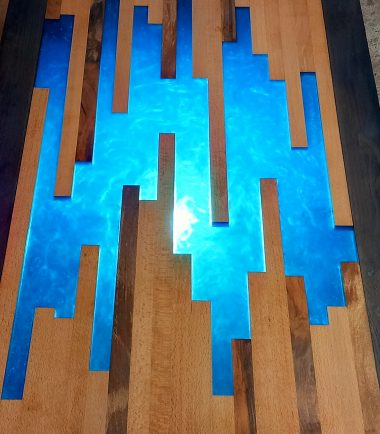 Table bois et résine-art