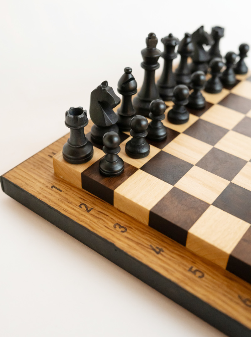 échiquier en bois