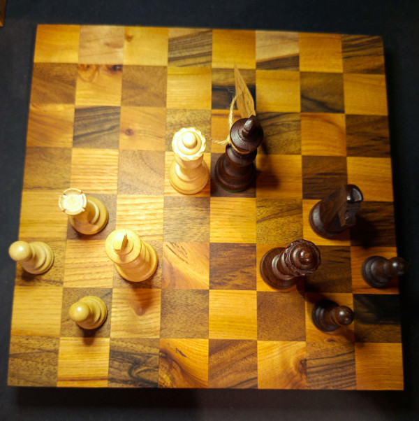 échiquier en Orme et Noyer échiquier en Orme et Noyer