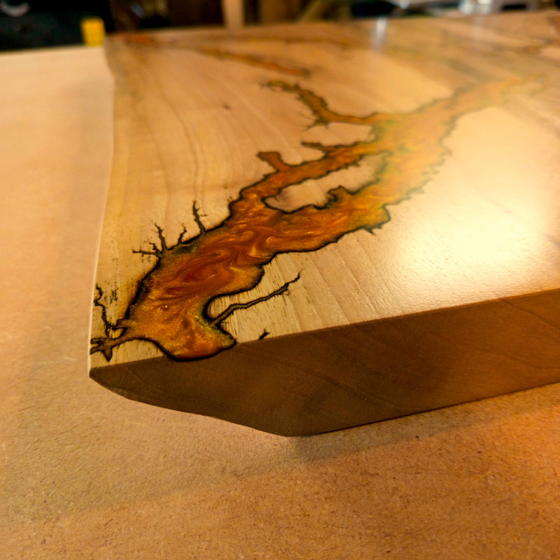 Mange Debout en Noyer et résine Or (5) Mange Debout en Noyer et résine Or